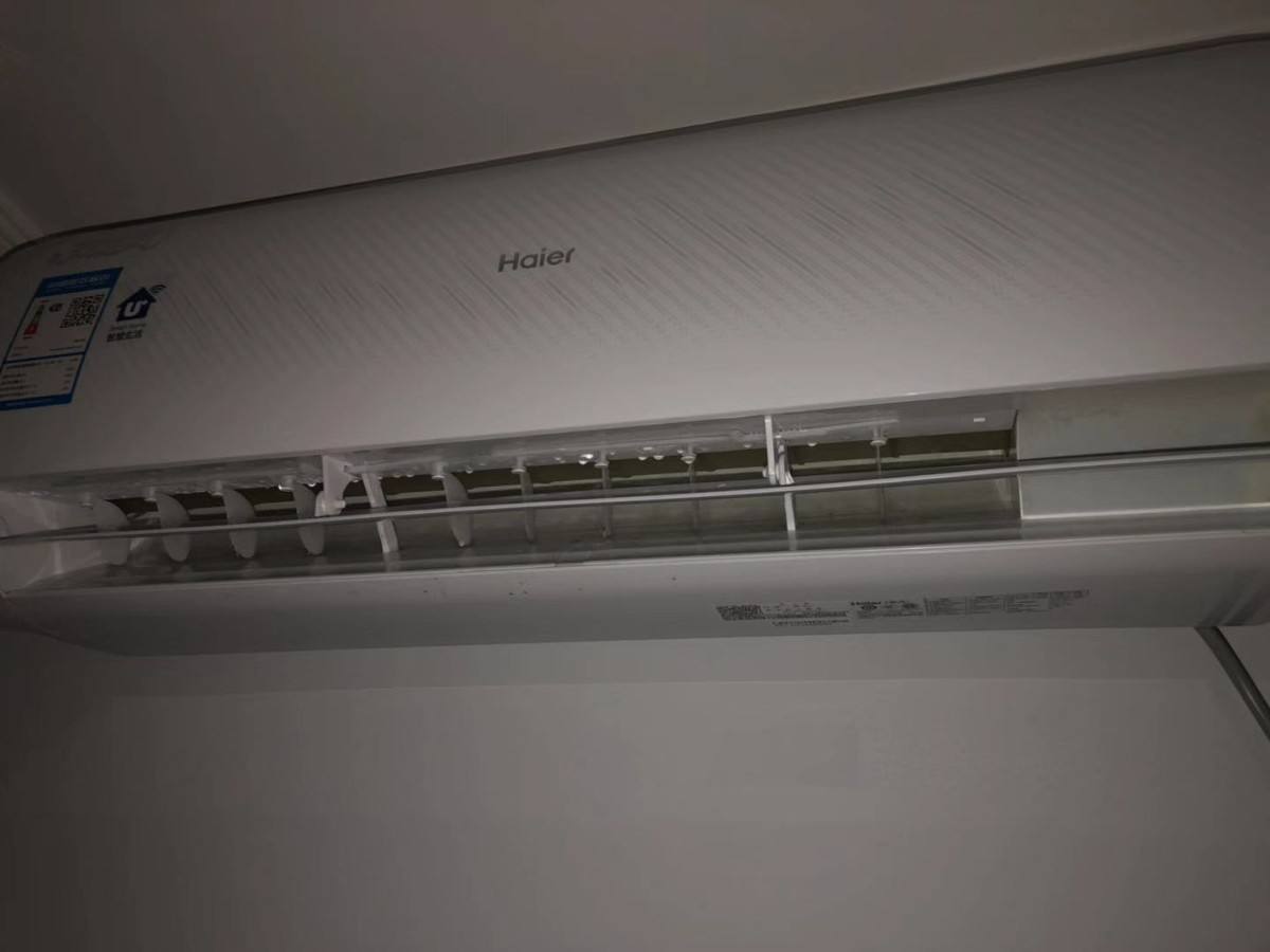 空调挂机滴水怎么回事